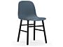 2_1603203_form_chair_blueblack_1.jpg