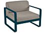2_BELLEVIE_FAUTEUIL_TAUPE_GRISE_BLEU_ACAPULCO.jpg