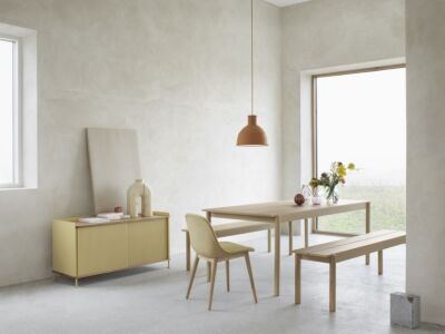 Linear wood bench 170 x 34 cm