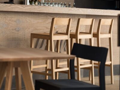 Sit Bar