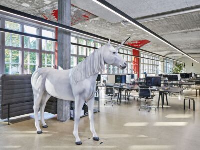  Aluminium Chair EA 118