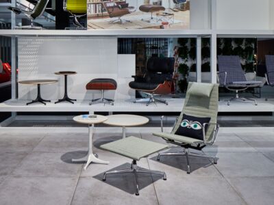 Aluminium Chair EA 124