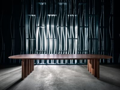 Curtain ovaler Tisch