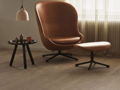 Hyg Lounge Chair High Swivel Alu