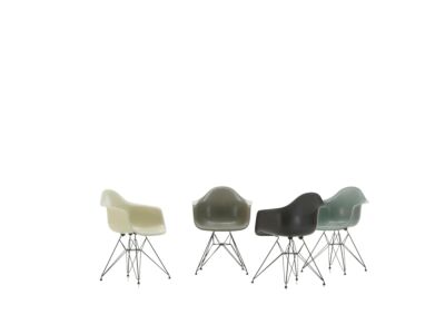 DAR Eames Fiberglass Armchair