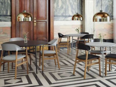 Union Table Ø110 x H74,5 cm.