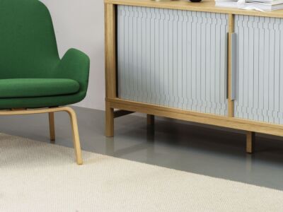 Era Lounge Chair Low Black Oak
