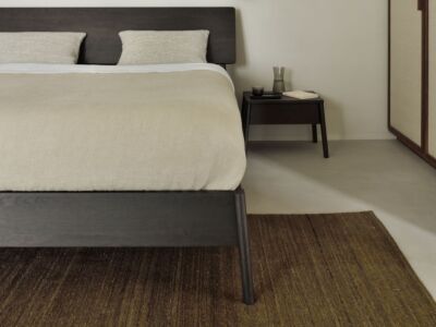 Air Bed | Solid wood