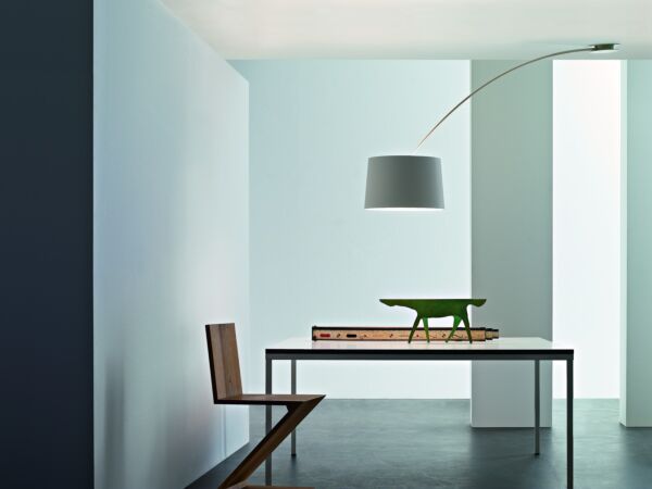 5_TWIGGY_ceiling_white_room_set1.jpg