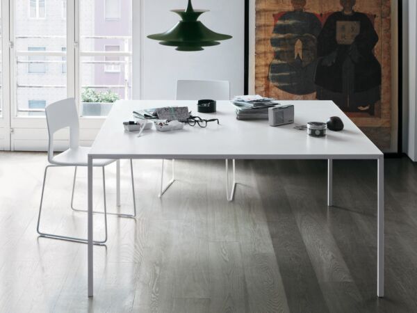 5_Desalto _table25_Resine_Blanc_Detail.jpg