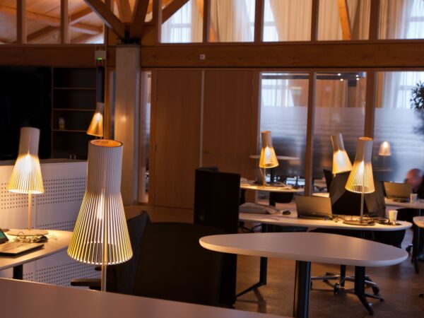 5_Secto_Design_4220_ZLTO_Office.jpg