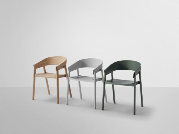 5_5_cover chair_family1.jpg