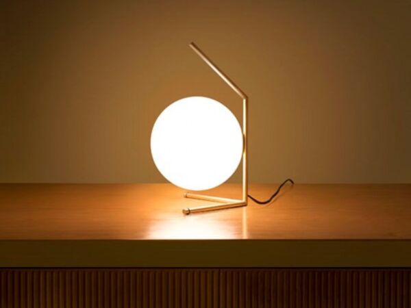 5_flos_decorative_01_table_ic_lights.jpg