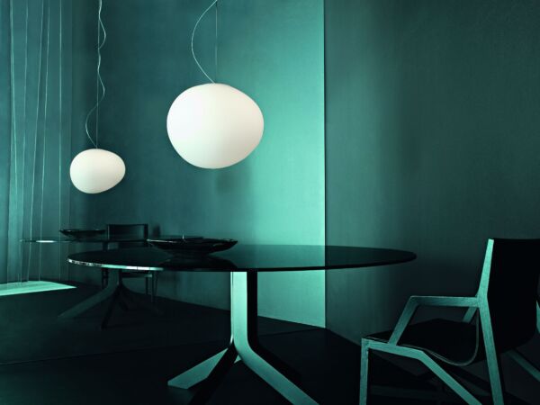 5_550_GREGG_MEDIA_and_GRANDE_suspension_room_set_03.jpg