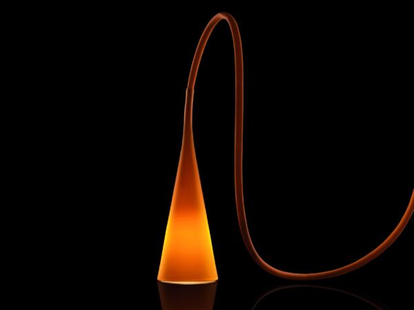 5_UTO_table_orange.jpg