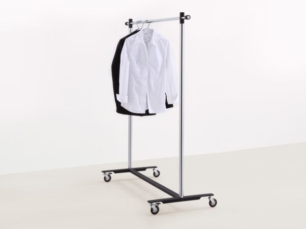 5_Pom Cart 01.jpg