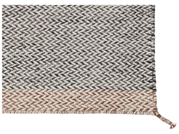2_zply_rug.jpg