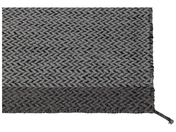 2_zply_rug.jpg