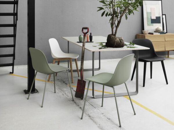 5_Fiber-sidechair_7070_e27_balance_med-res_.jpg