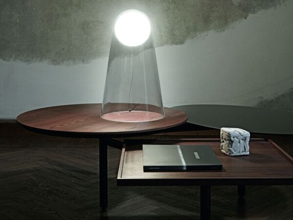 5_Satellight_table_ambient.jpg