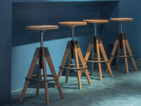 5_arki-stool-ambient-h.jpg