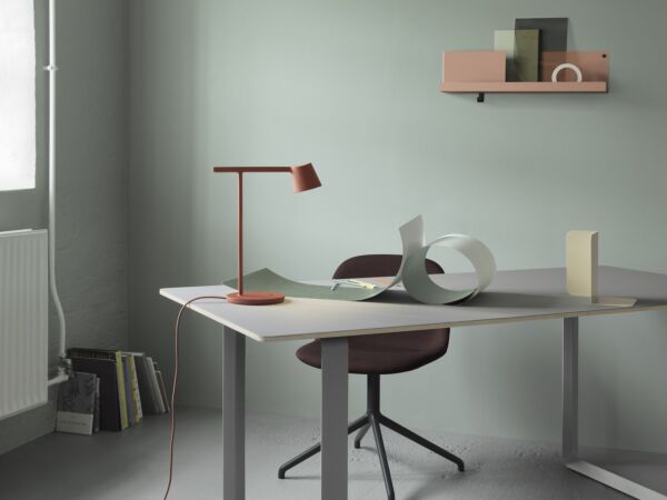 5_Tip-lamp-7070-table-compile-folded.jpg