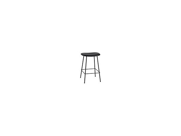7_fiber-barstool-65-tubebase-black-silk-leather-black-muuto-5000x5000.jpg