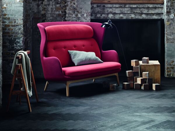 6990_Ro Sofa - Red.jpg