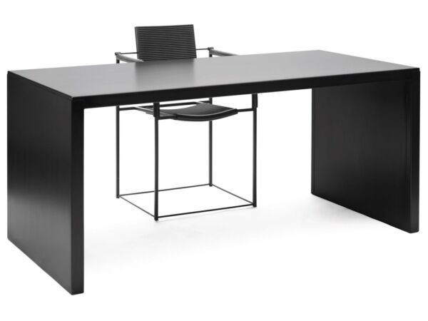 2_BIG-IRONYDesk-copy-1612x1068.jpg