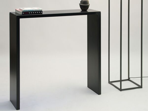 5_IronyHighConsole_MaurizioPeregalli_Zeus_OrangeSkin.jpg