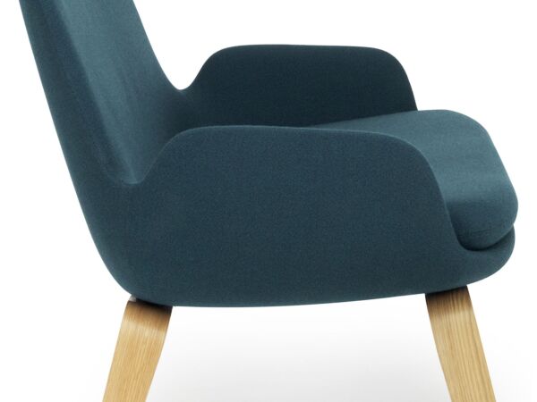 2_z602976_era_sofa_oak_famehybrid_2701_3.jpg