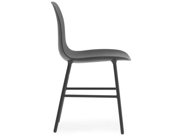 2_602812_form_chair_black_3.jpg