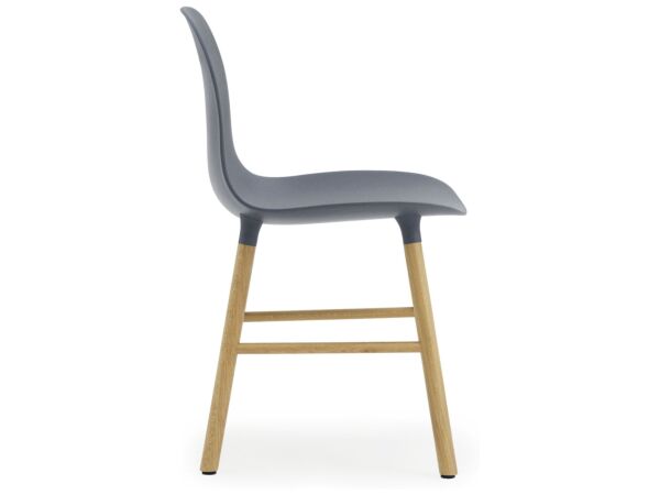 2_602819-form_chair_blue_oak3.jpg