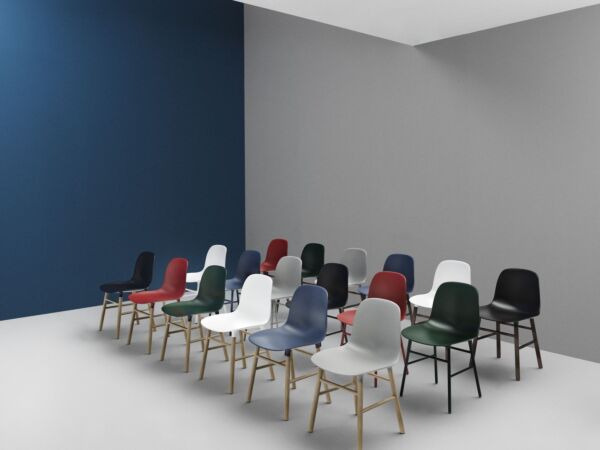 5_6028_form_chair_all_in_room.jpg