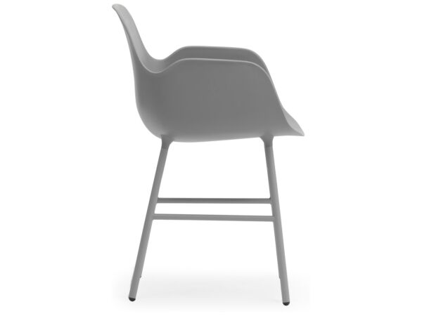 2_602757_form_armchair_grey_3.jpg