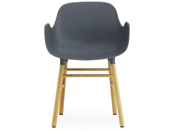 2_602765_form_armchair_blueoak_2.jpg