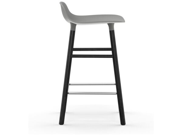 2_603213_form_barstool_65cm_grey_blackwood_3.jpg