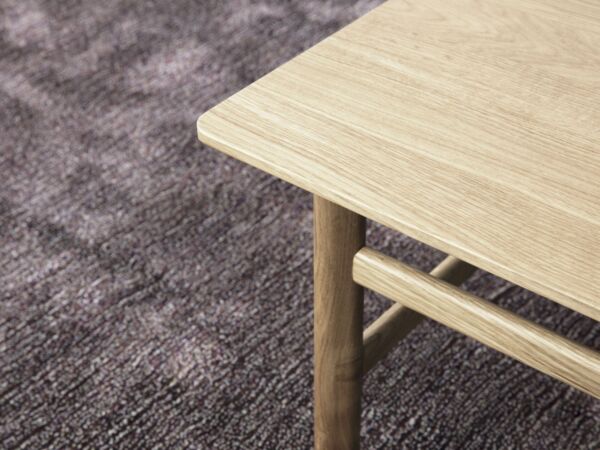 5_602280_normann_copenhagen_grow_table_80x80cm_oak_4.jpg