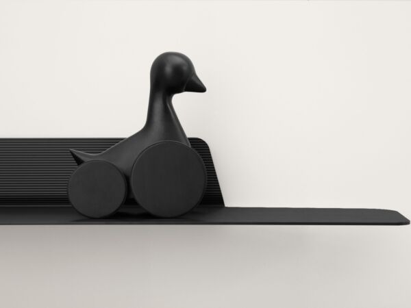 5_600997_normann_copenhagen_jet_shelf_160cm_black_with_ducky_1.jpg