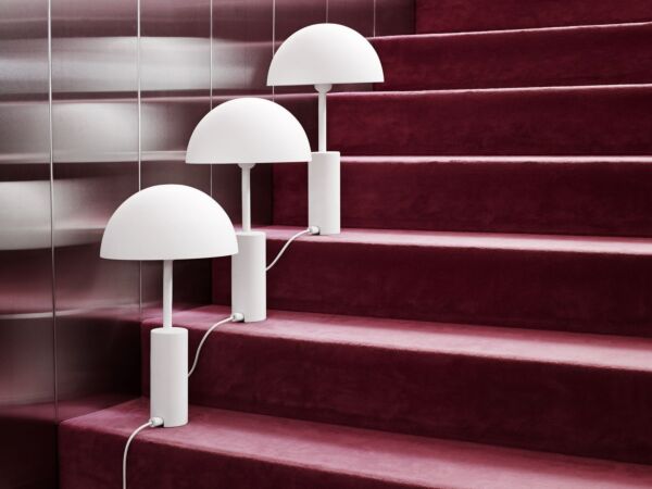 5_2017_normann_copenhagen_pink_stairs_3_505041_cap_table_lamp_white.jpg
