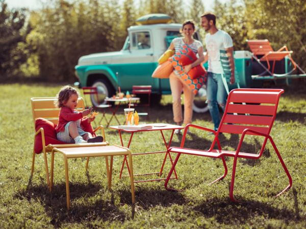 5_salon-de-jardin-metal-fauteuil-de-jardin-salon-de-jardin-fermob.jpg