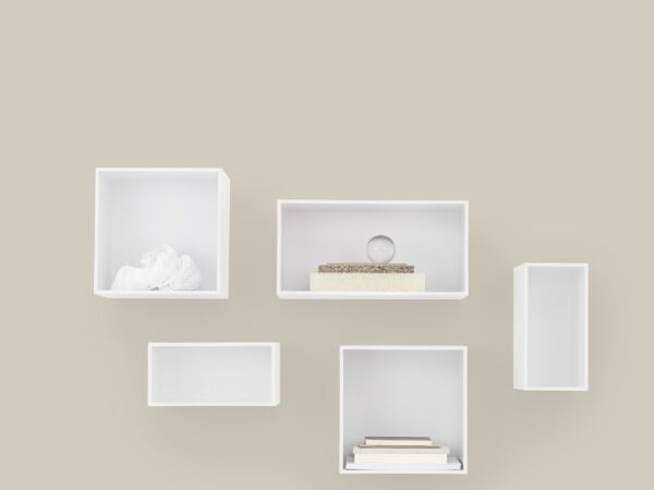 5_mini-stacked-solution-1-white-styling-muuto-5000x5000-hi-res.jpg
