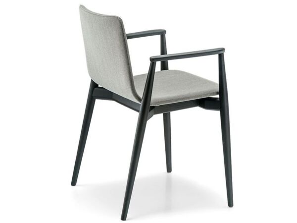 2_fauteuil-malmö-396-pedrali.jpg