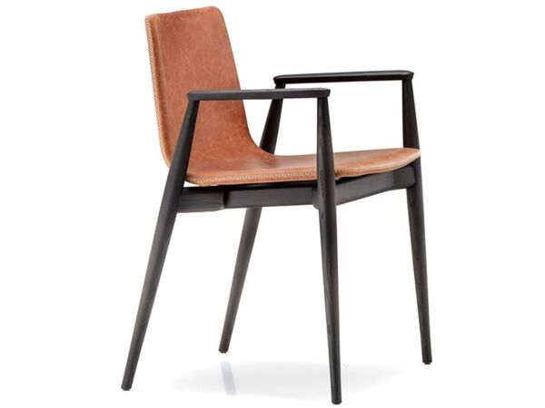 2_fauteuil-cuir-malmö-397-pedrali.jpg