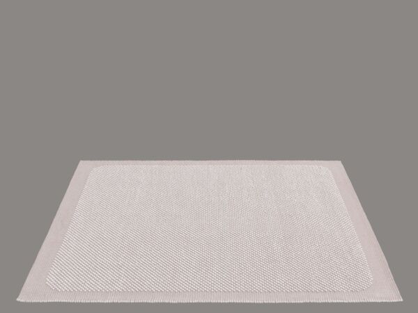 5_Pebble-rug-200x300-pale-rose-CB-Muuto-5000x5000-hi-res.jpg