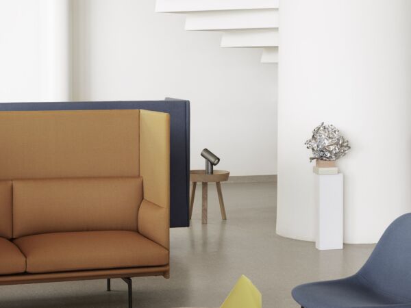 5_Outline-highback-pebble-fiber-lounge-around-beam-detail-muuto-org.jpg