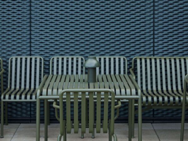 5_pc portable olive_palissade dining armchair olive_palissade table olive_palissade dining chair olive 01.jpg
