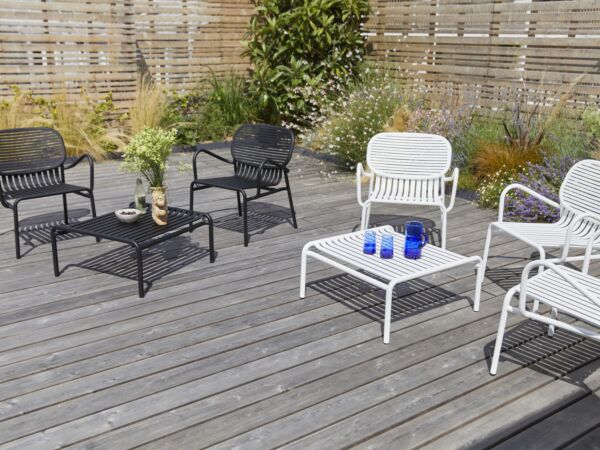 5_m074_weekend_armchair-coffee table_white-black_©ola rindal_lifestyle_lr(1).jpg