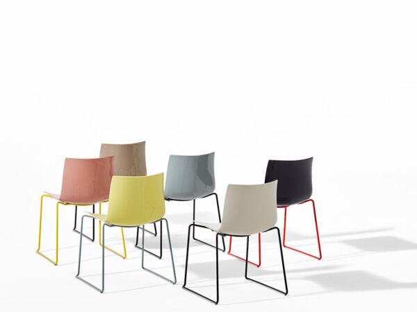 5_Arper_Catifa46_chair_sled_MarcoCovi_polypropylene_0278_2.jpg