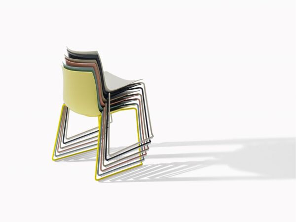 5_Arper_Catifa46_chair_sled_MarcoCovi_polypropylene_0278_3.jpg